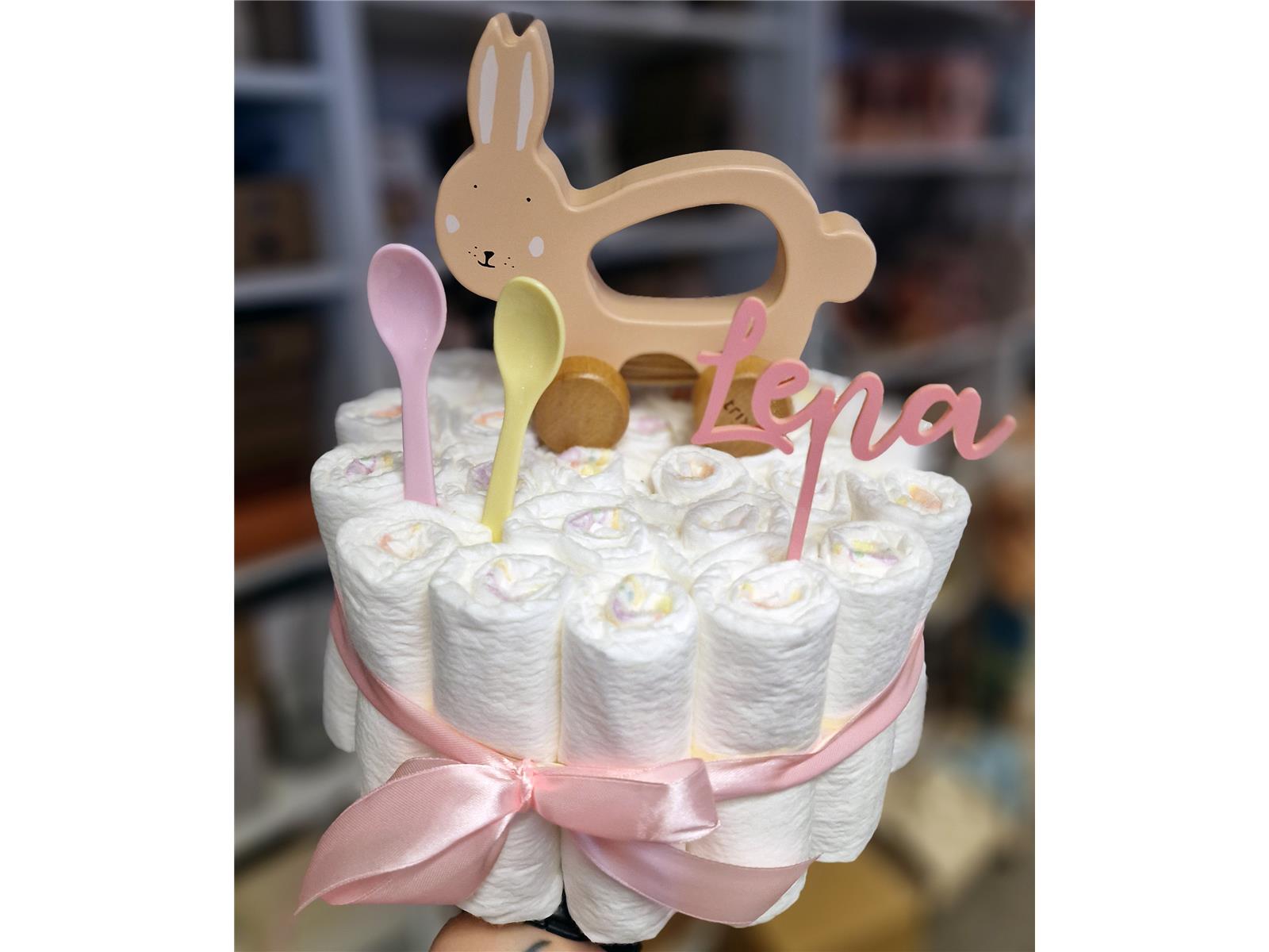 Elfenstall Windeltorte Pamperstorte mit süßem Nachziehtier Hase