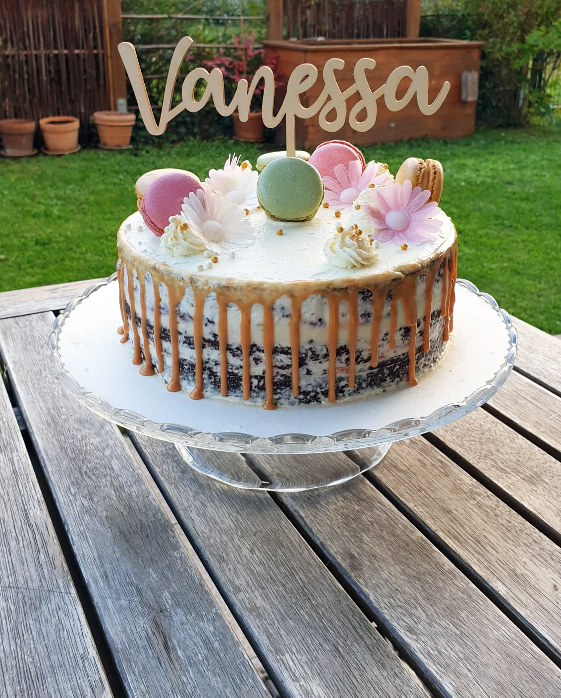 Personalisierter Cake Topper aus Acryl mit Wunschname Personalisierter Cake Topper aus Acryl mit Wunschname