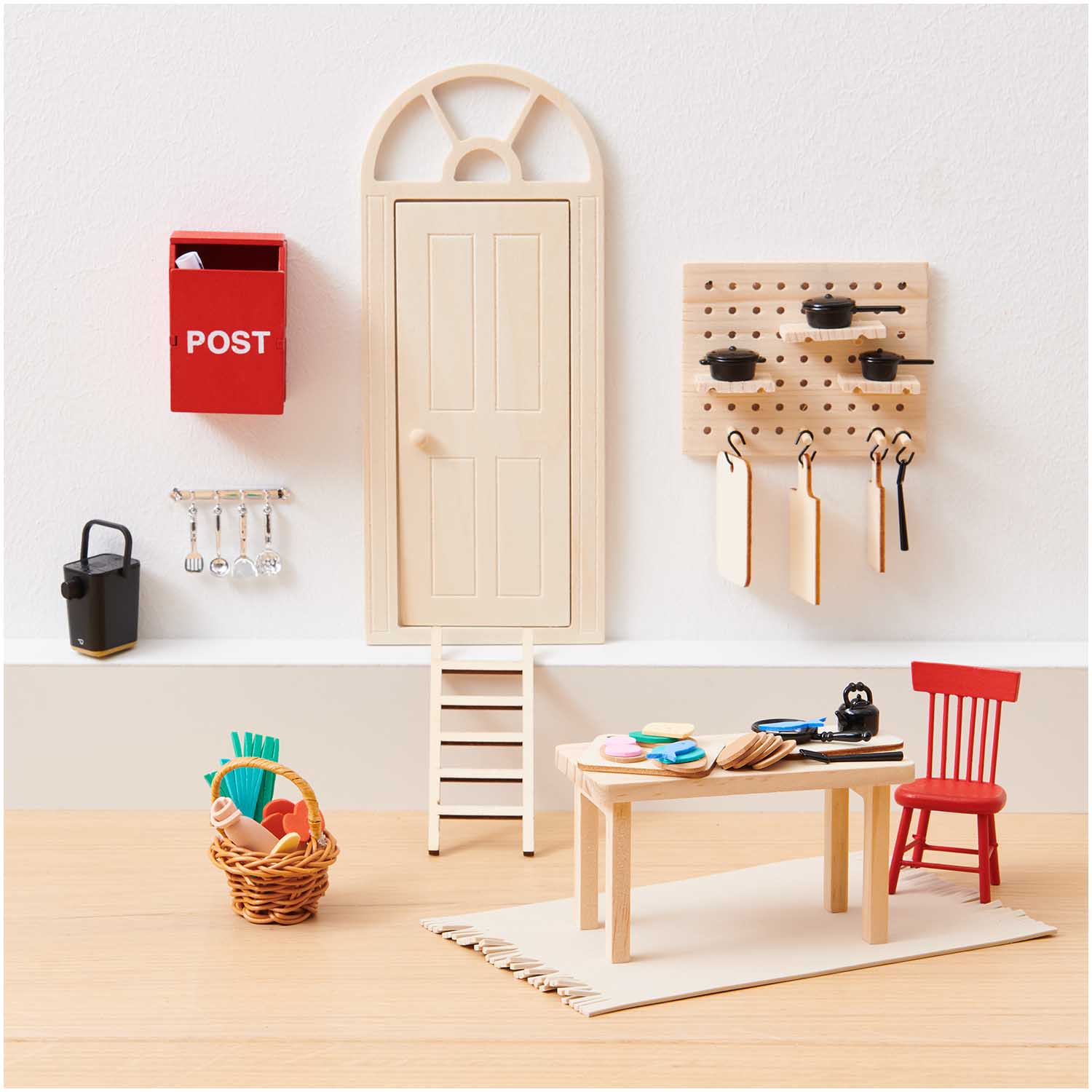 Rico Design Miniatur Stuhl rot