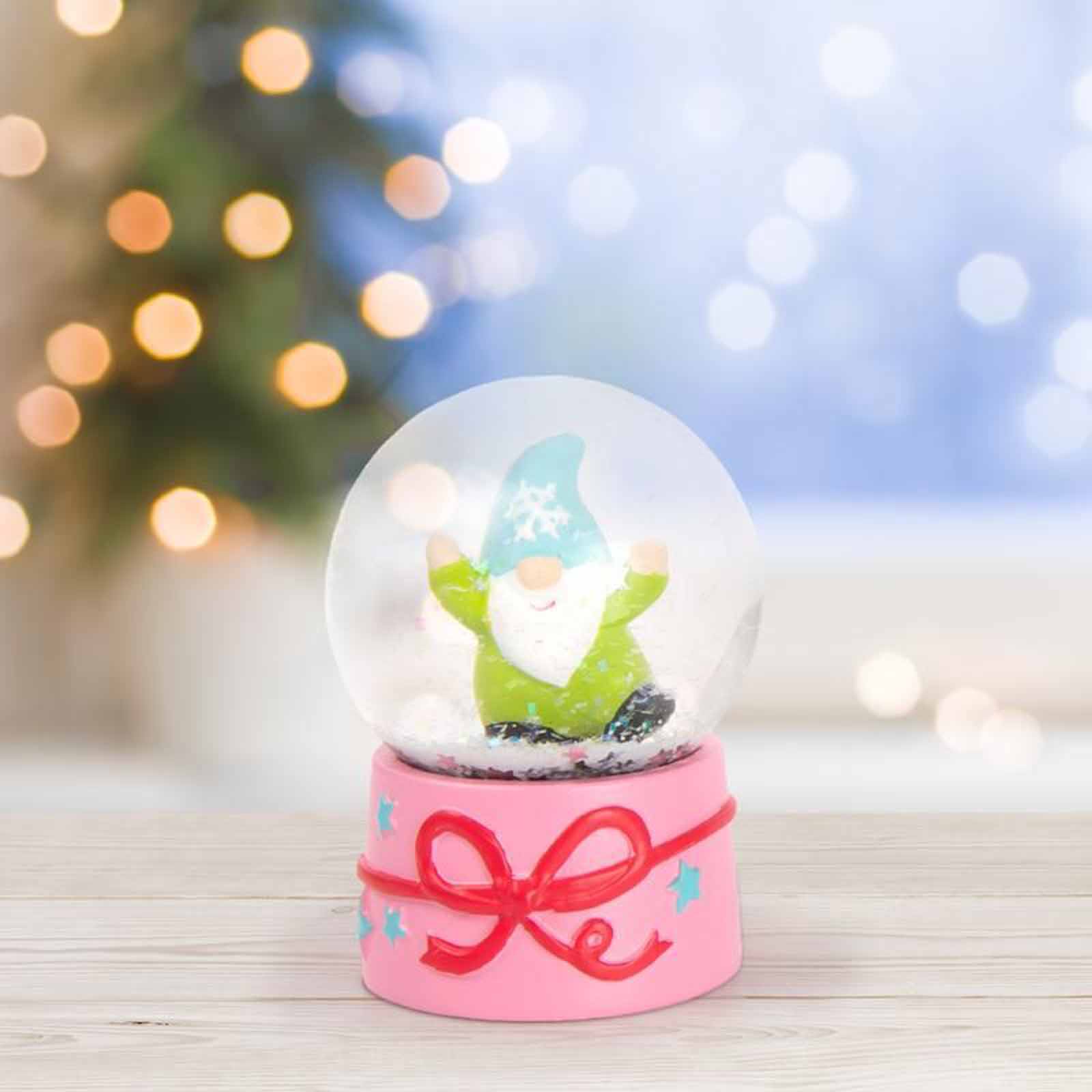 Trendhaus Magic Moments Schneekugel Wichtel sortiert