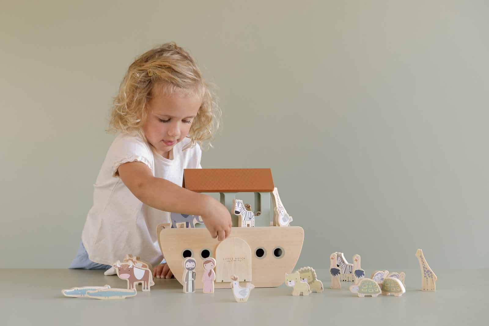 Little Dutch Arche Noah mit Tiere aus Holz Little Dutch Arche Noah mit Tiere aus Holz