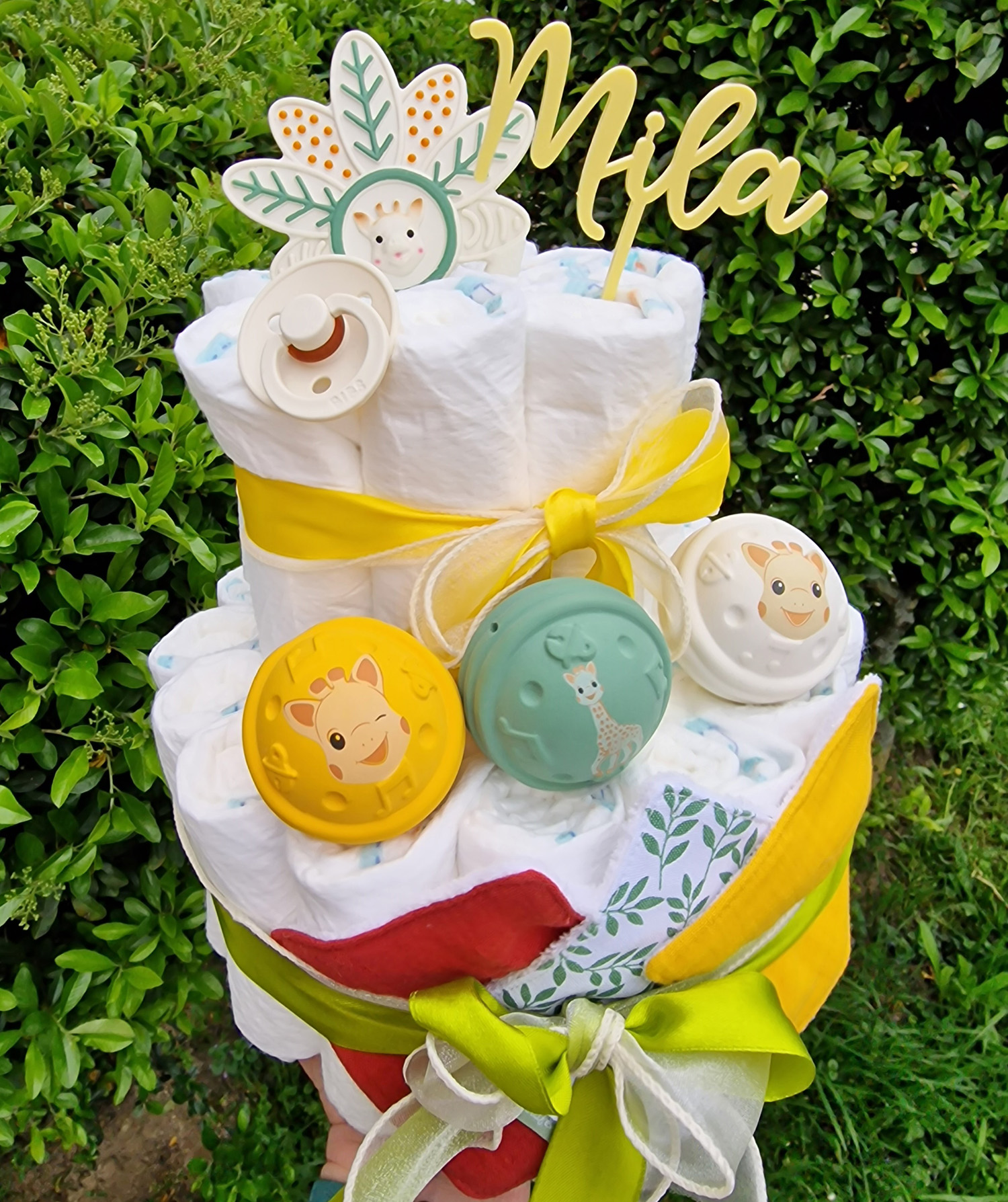 Elfenstall Windeltorte Pamperstorte Sophie la Girafe Elfenstall Windeltorte Pamperstorte Sophie la Girafe