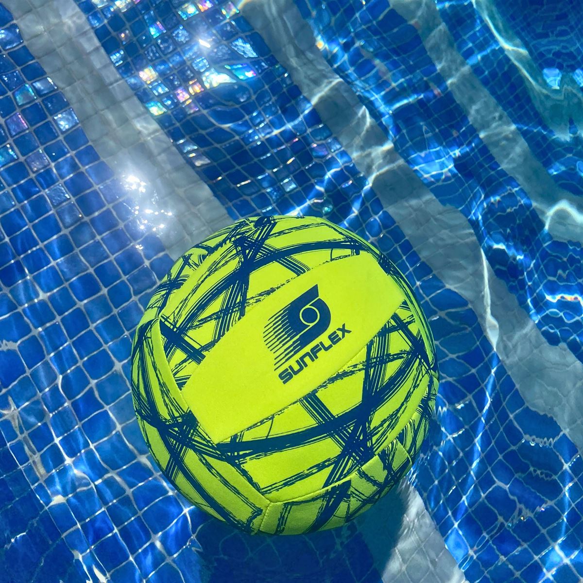 Sunflex Beach- und Funball Funky Crossed Größe 5