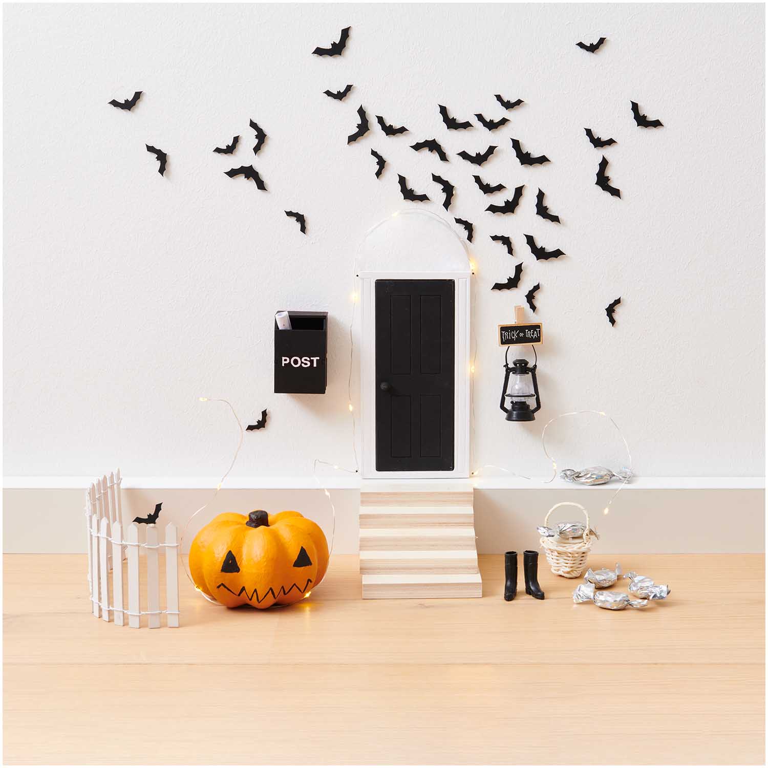 Rico Design Miniatur Tür mit Bogen schwarz weiß Rico Design Miniatur Laterne 7,3 x 2,5 cm