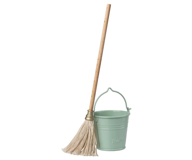 Maileg Wischmop-Set  mit Eimer für Mäuse und Hasen im Puppenhaus