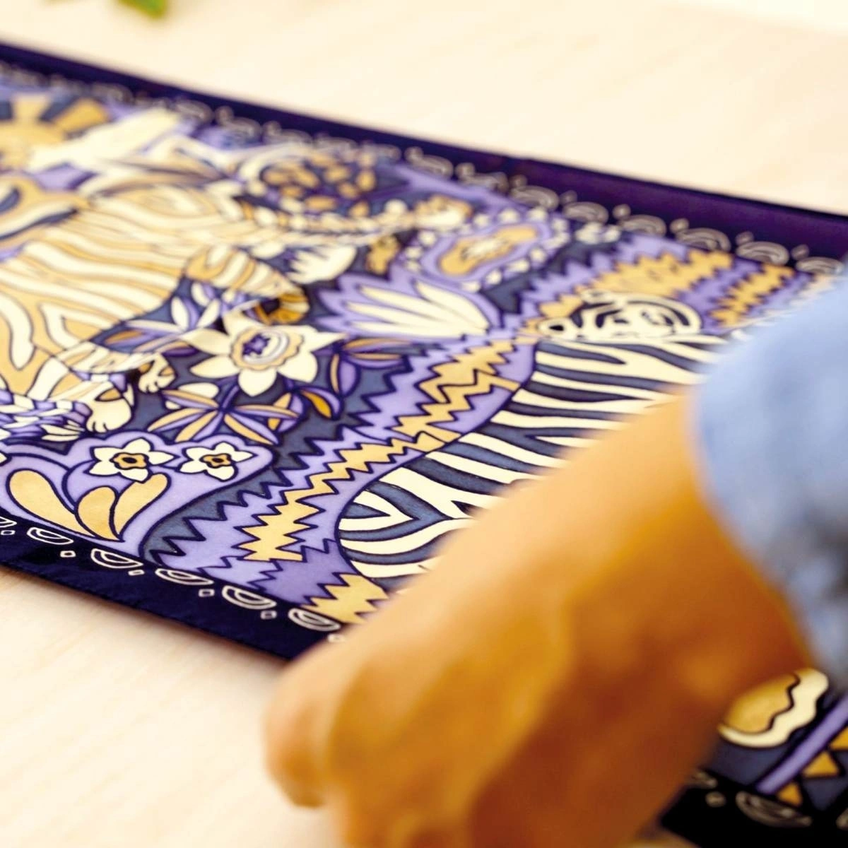 Djeco Atelier 10 Seidenmalerei Tiger Bastelset