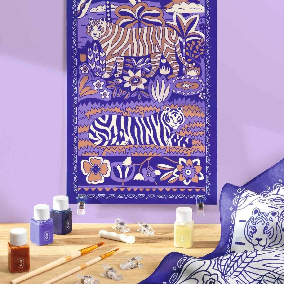 Djeco Atelier 10 Seidenmalerei Tiger Bastelset
