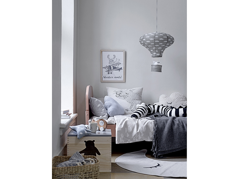 Bloomingville Kinderposter 40 x 30 cm Flieger mit Elch Bloomingville Kinderposter 40 x 30 cm Flieger mit Elch